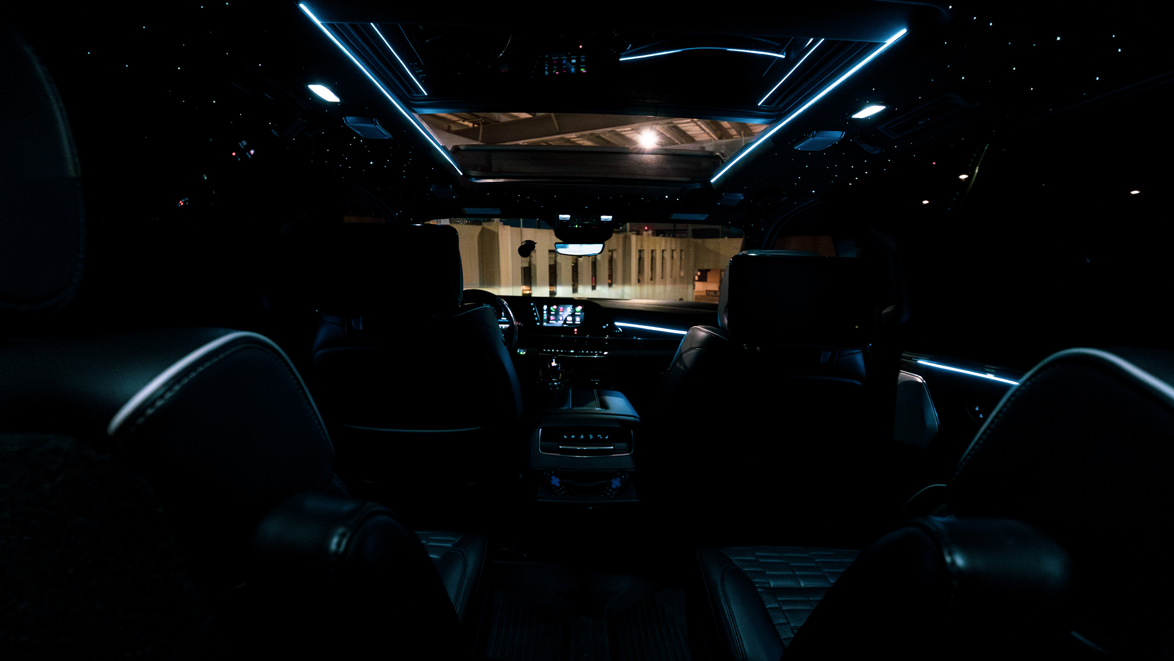 2021 Cadillac Escalade — exterior profile